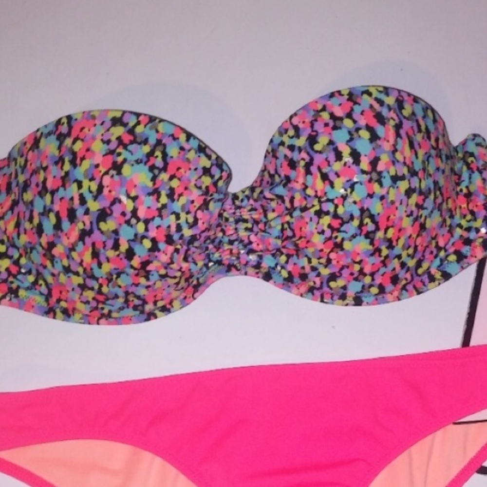 ISO THIS BIKINI 32DD/34D